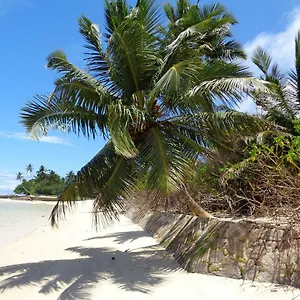 Hcs Turtle Bay Rustic Bungalow Apartment